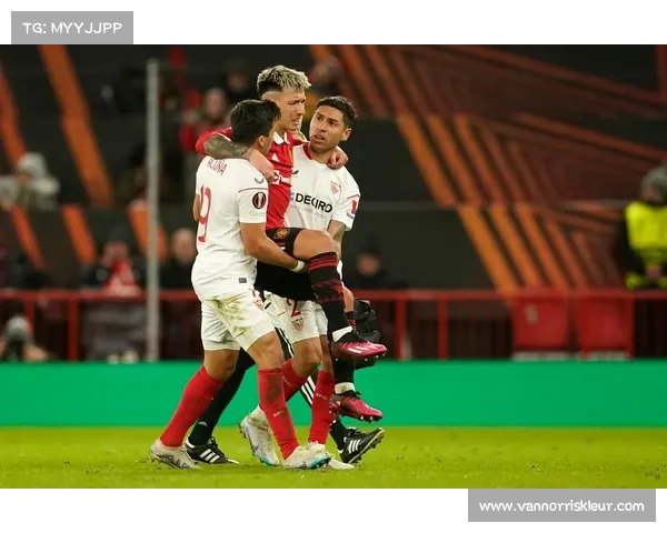 塞维利亚足球俱乐部欧联杯征战历史及其辉煌战绩分析